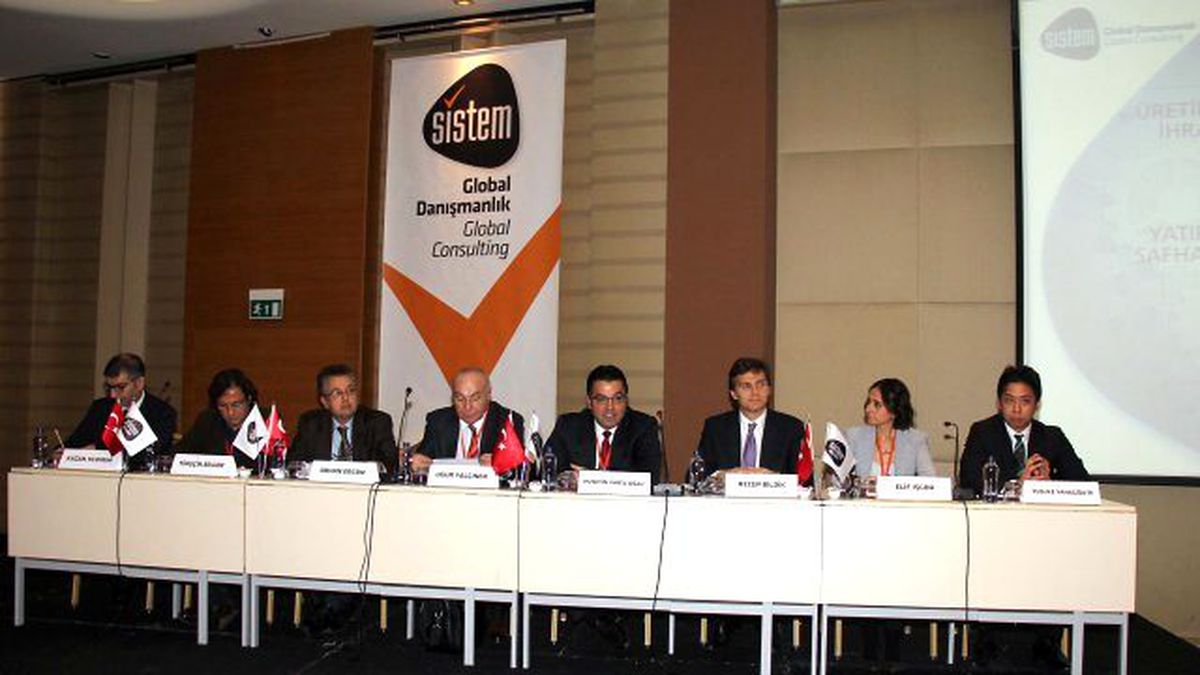 Karslıoğlu: 'İzmir'i Yeni Bir Gelecek Bekliyor'