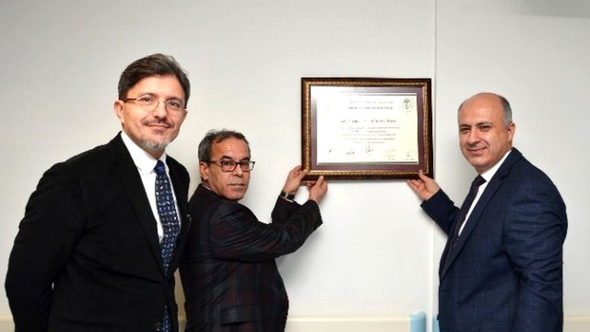 Meü Tıp Fakültesi İki Başarıya Birden İmza Attı