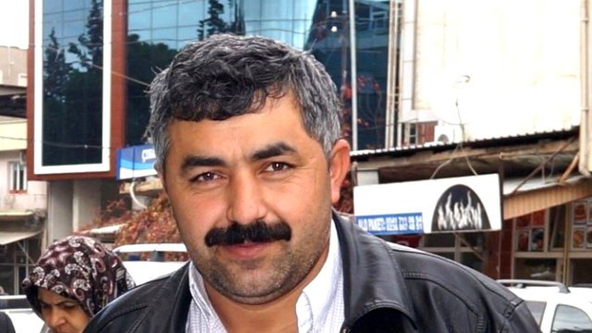 Muhtar, Belediye Başkanı Gibi Çalışıyor
