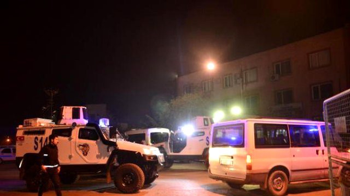 Polis Merkezi Yakınında Çıkan Silahlı Kavga Adana\'yı Ayağa Kaldırdı