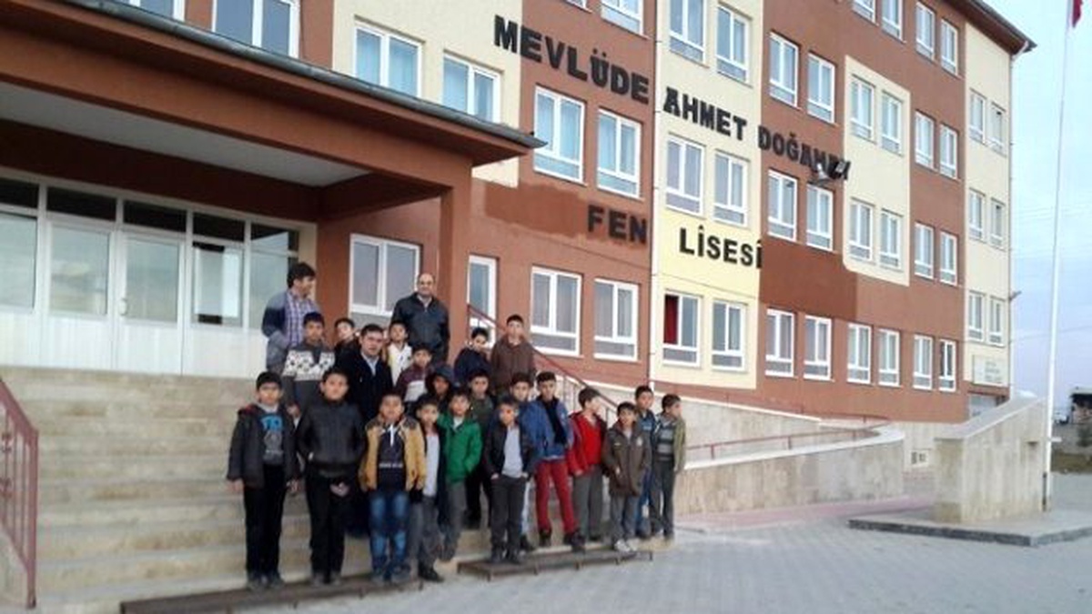 Sorgun Çağlayan Gençlik Merkezi Öğrencileri Fen Lisesini Ziyaret Etti