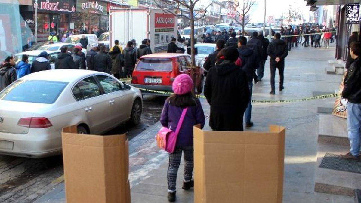 Şüpheli Pakete Kartonlu Önlem
