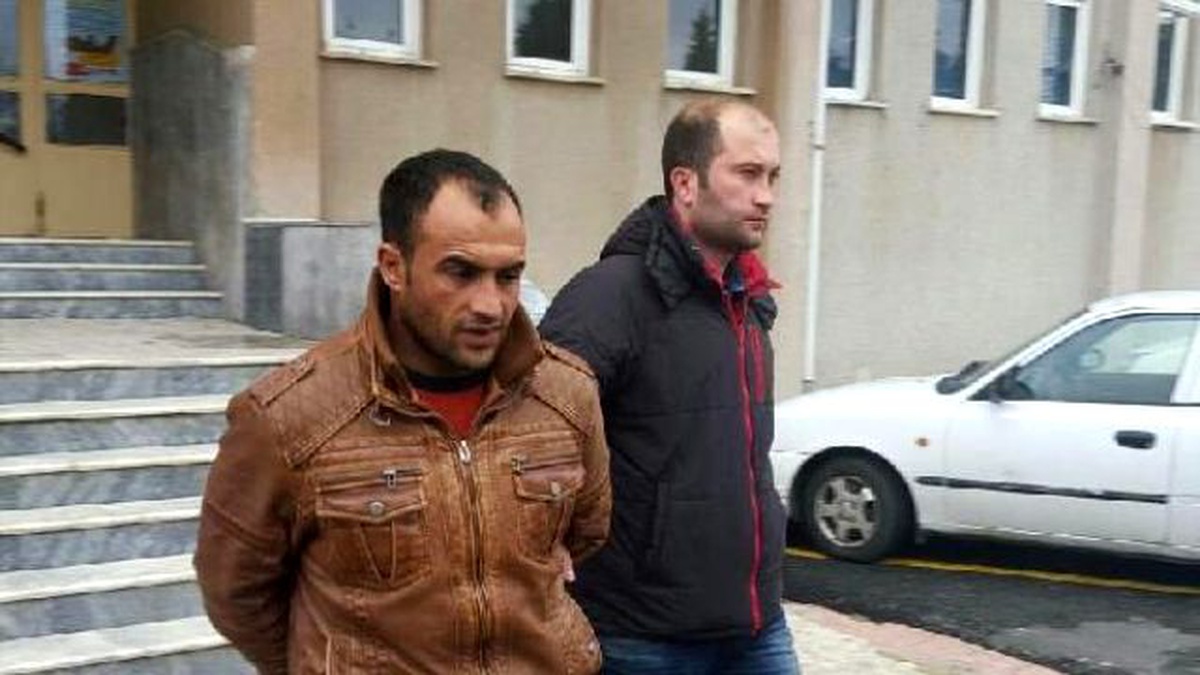 Telefonlu Dolandırıcılar Altınları ve Sattırdakları Evin Parasını Aldı
