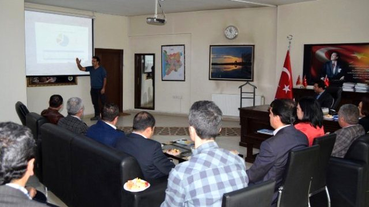 Van\'da Hayvan Hastalıkları ve Zararları ile Mücadele Toplantısı