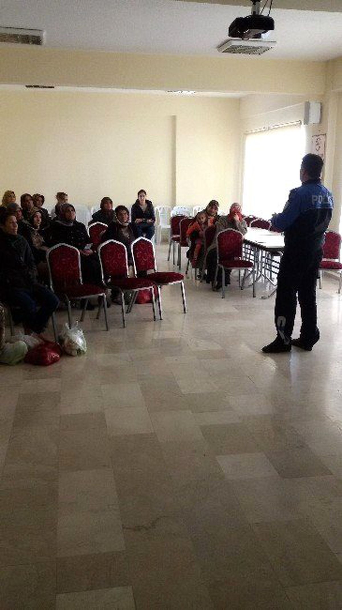 Yunus Emre Mahallesinde Huzur Toplantısı Yapıldı