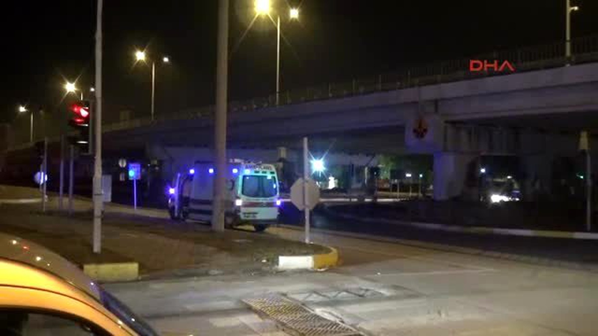 Antalya Köprüye Çıkan Genci Polisler Kurtardı