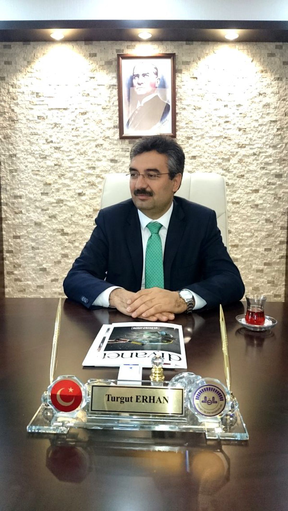 Batmandaki Camilerde Müezzin Eksikliği Var
