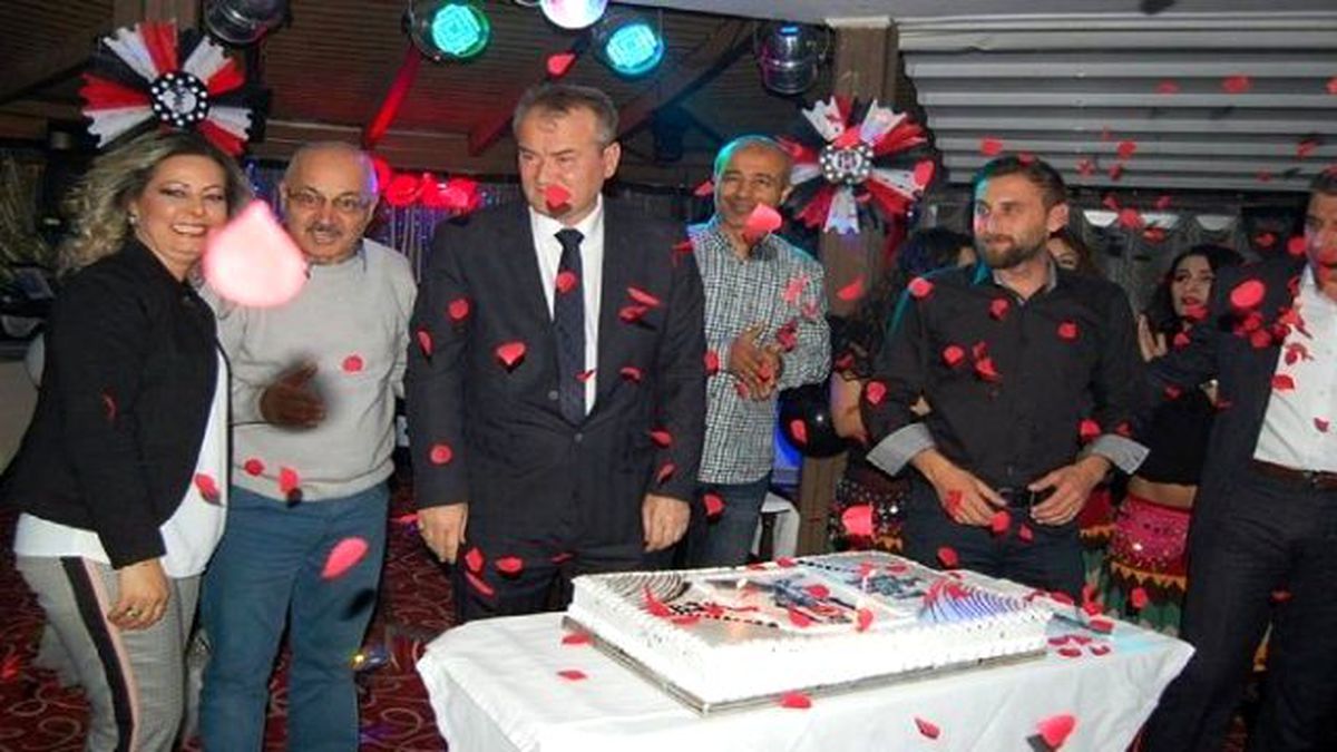 Beşiktaşlılar İhtiyaç Sahibi Engelli İçin Balo Yaptı