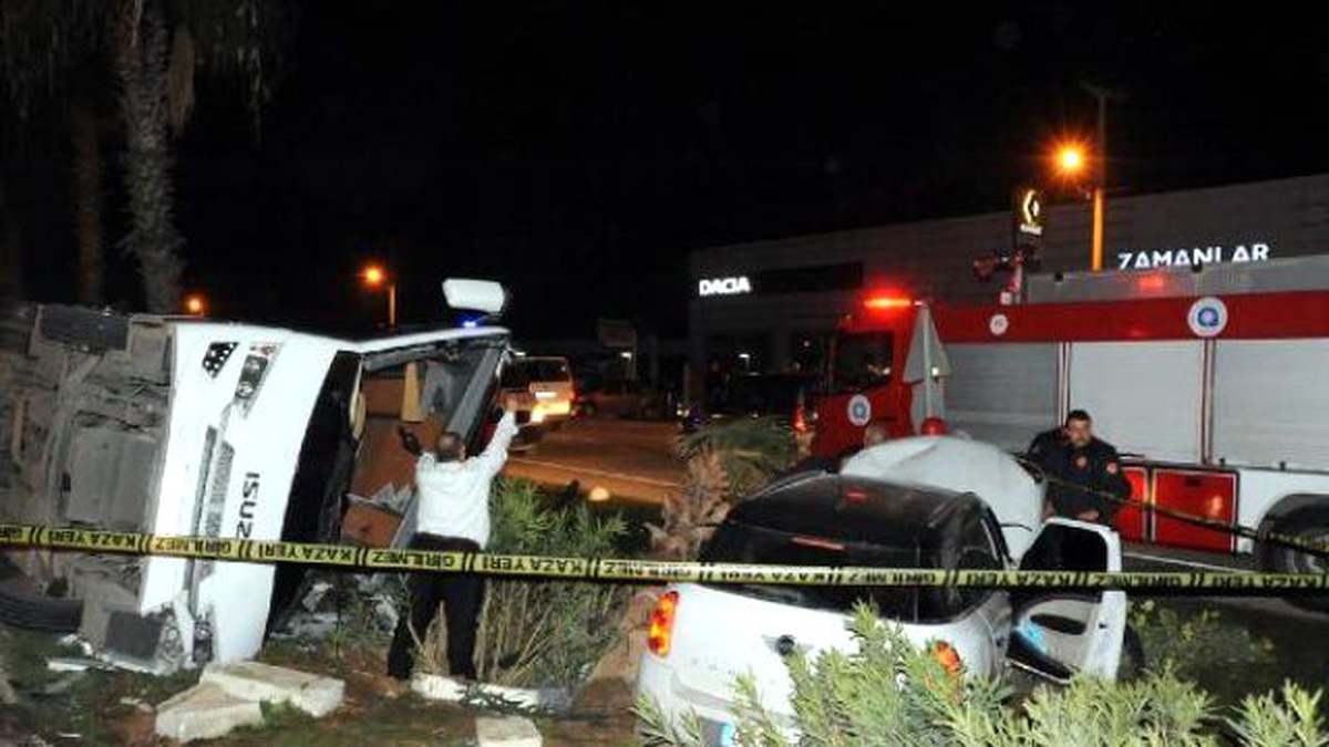 Doktor Kadın Sürücüyü Taciz Etti: 19 Yaralı (2) - Yeniden