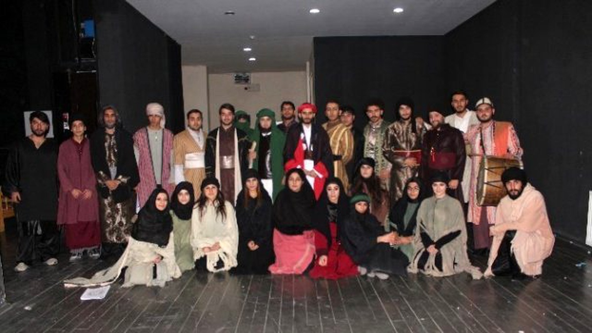 Elazığ\'da \'İmam Hüseyin Kerbela\' Tiyatrosu Sahnelendi