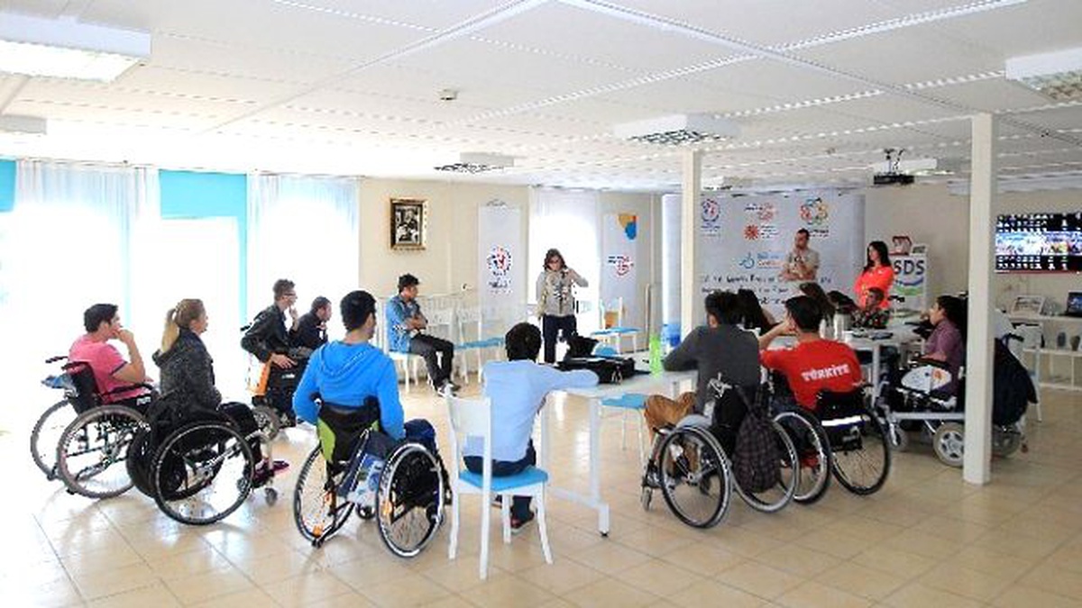 Gençlik ve Spor Bakanlığı Engelli Gençlerin Yanında