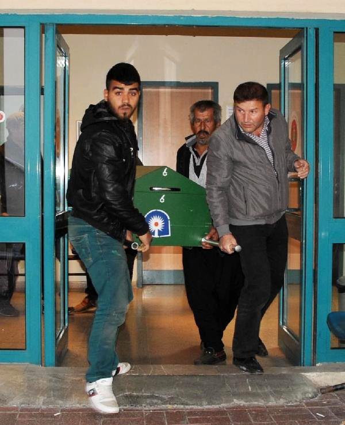 Gözü Yaşlı Baba: Kızımın Faillerini Bulun (2)