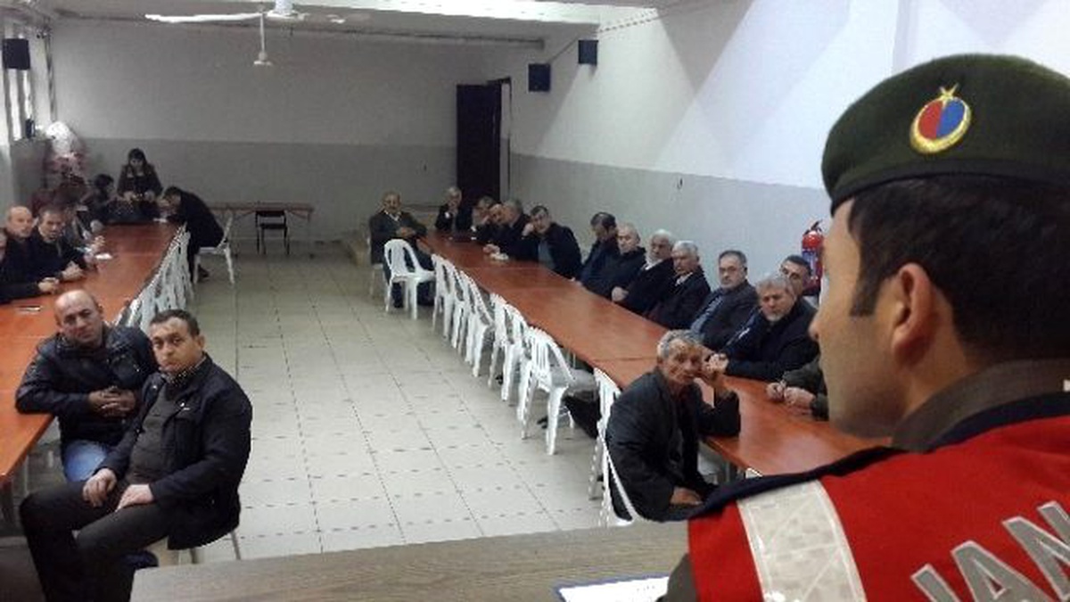 Jandarma Muhtarlarla Güvenlik Toplantısı Yaptı