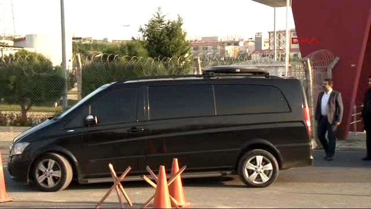 Kılıçdaroğlu, Can Dündar ve Erdem Gül\'ü Silivri Cezaevi\'nde Ziyaret Etti
