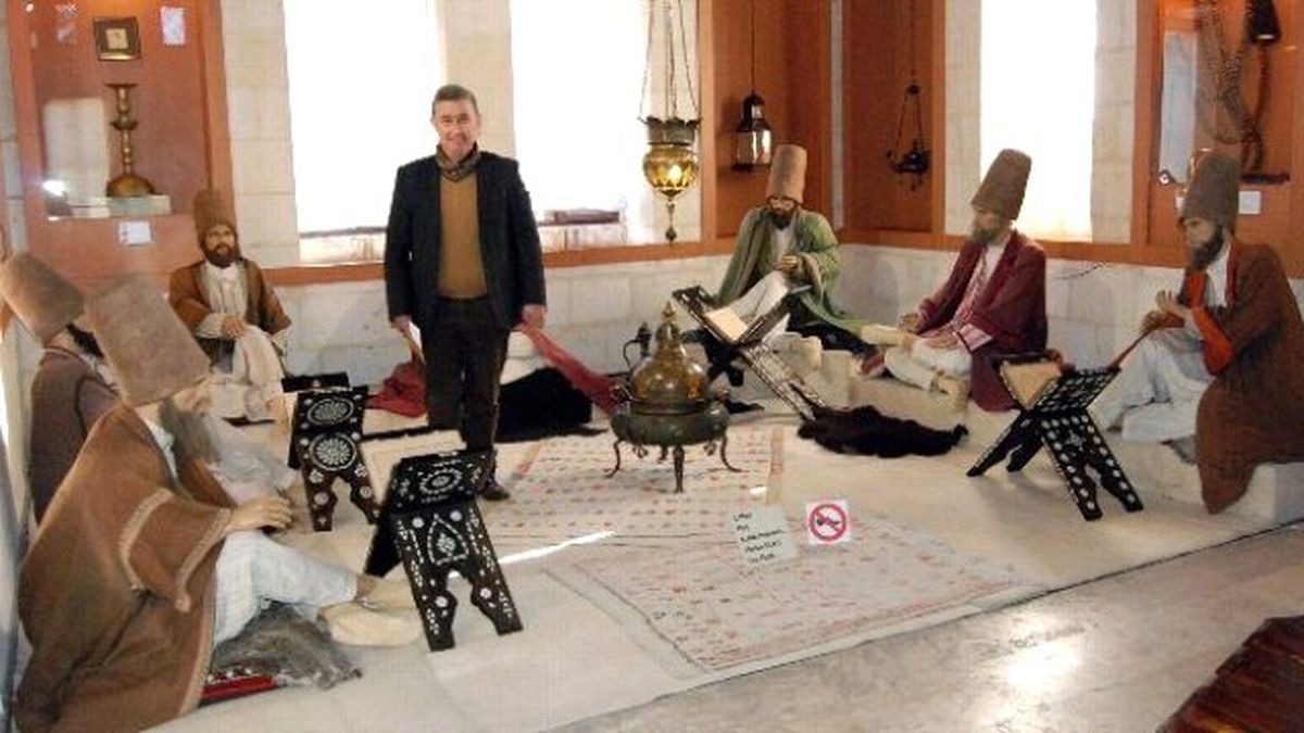 Konya\'dan Şam\'a Kadar Tek Mevlevihane