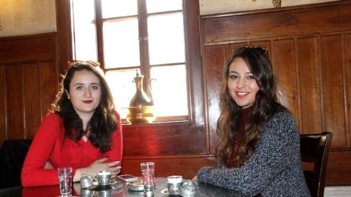 Müze Gibi Kıraathane