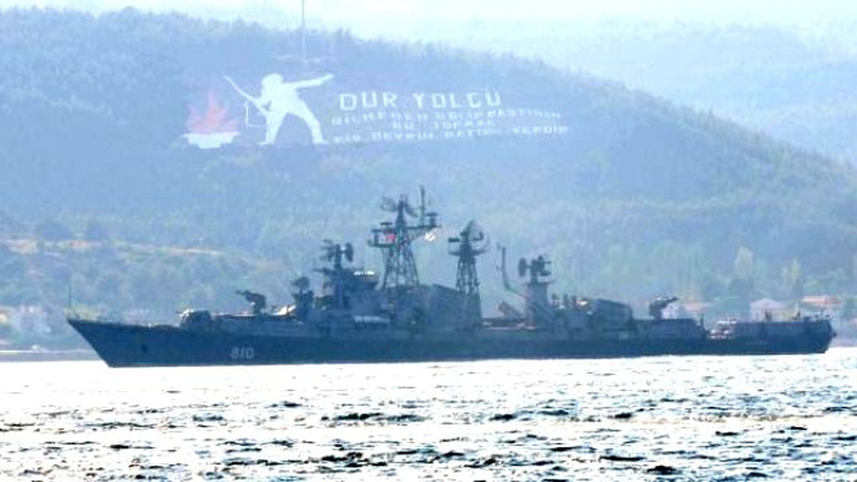 Türk Teknesine Ateş Açan Rus Savaş Gemisi Birçok Kez Boğazlardan Geçmişti