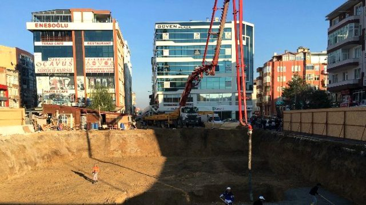 Çerkezköy\'de 30 Yıldır Boş Duran Alana İş Merkezi Yapılıyor
