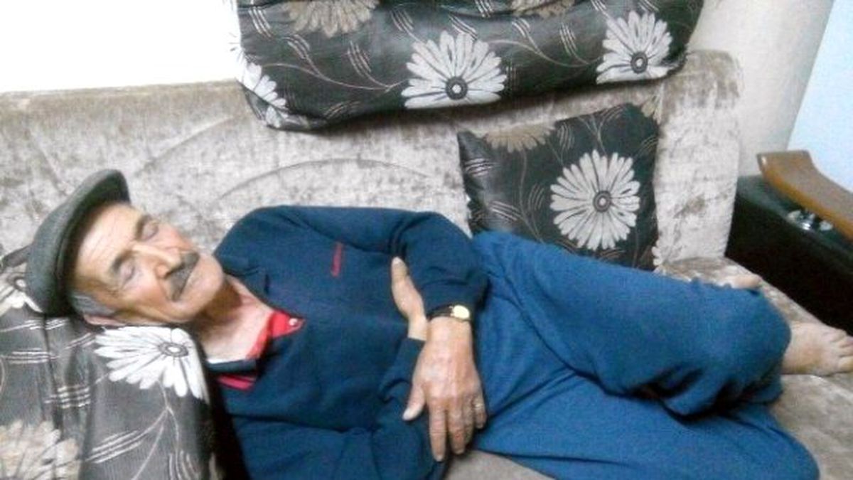 70 Yıldır Kasketini Çıkarmadı