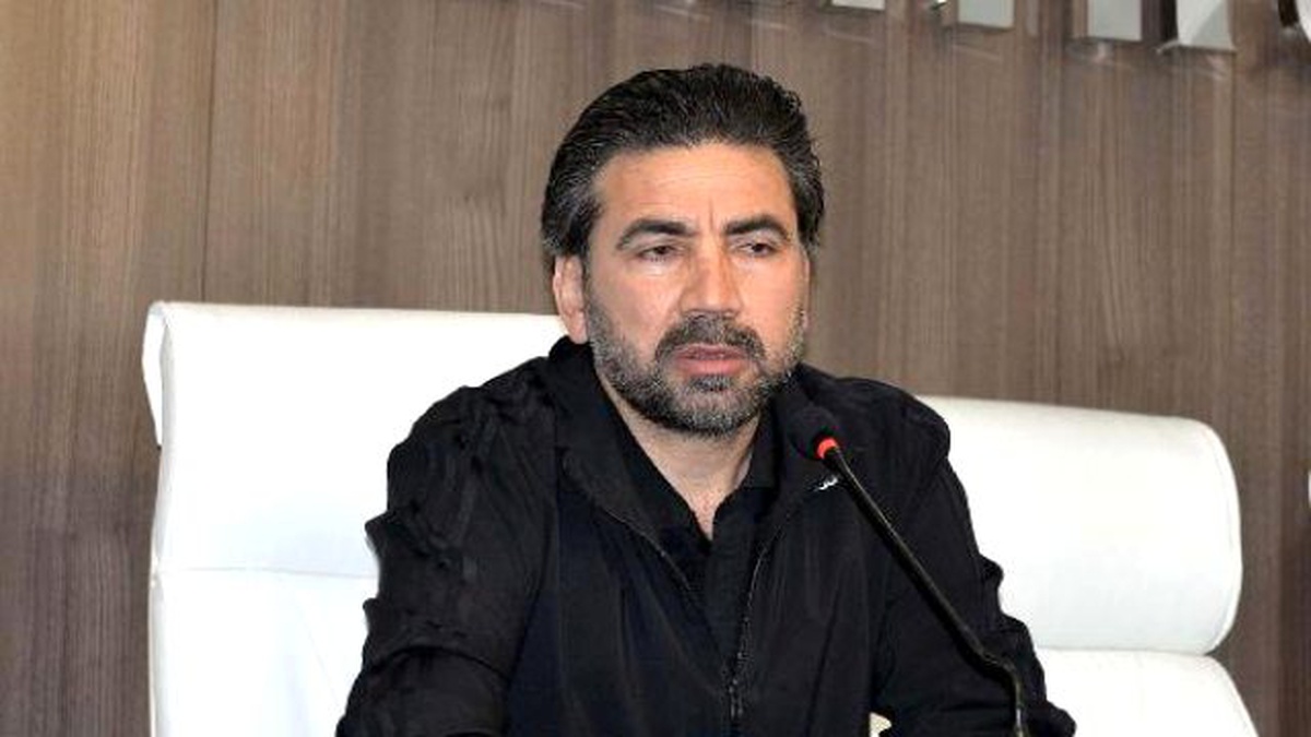 Adana Demirspor\'da Osman Özköylü İstifa Etti
