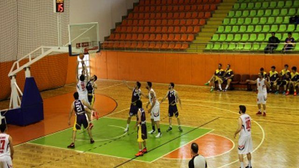 Bağlar Belediyesi Basketbol Takımı İlk Yarıyı Namağlup Kapattı