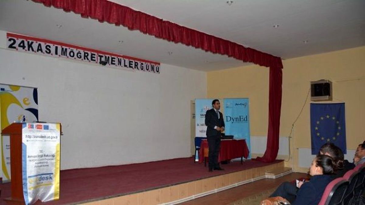 Çatak\'ta Proje Tanıtım Toplantısı