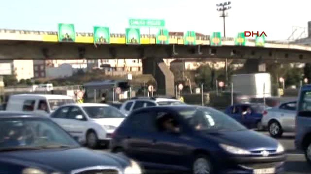 CHP\'li Yarkadaş ve Erdem Şehir İçindeki Gişelerin Kaldırılması İçin Kanun Teklifi Verdi Arşiv