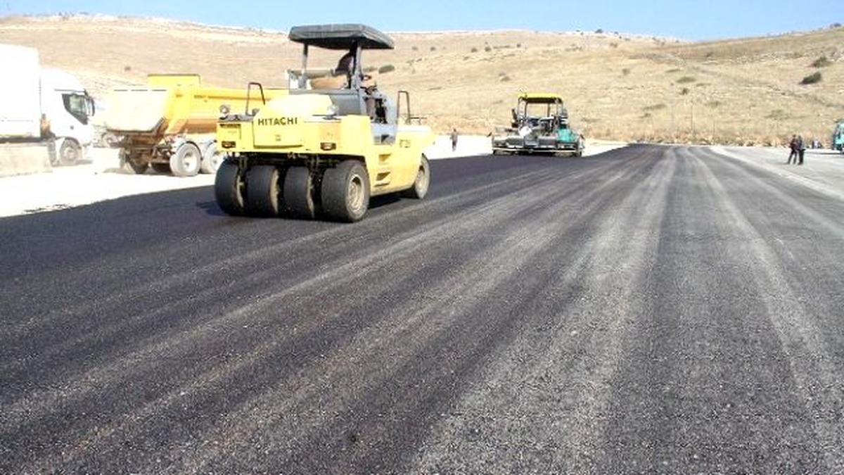 Cilvegözü Sınır Kapısı Nakliye Alanı Asfaltlanıyor