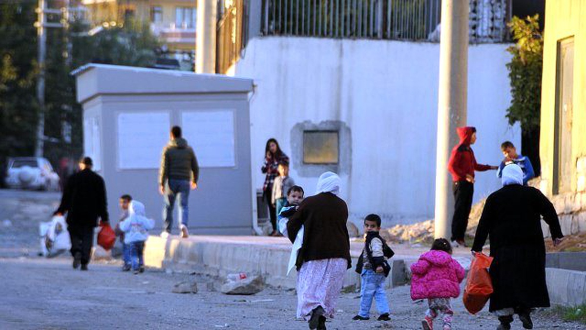 Cizre\'den Çıkmak İsteyen Vatandaşlara Ateş Açıldı: 1 Çocuk Yaralandı