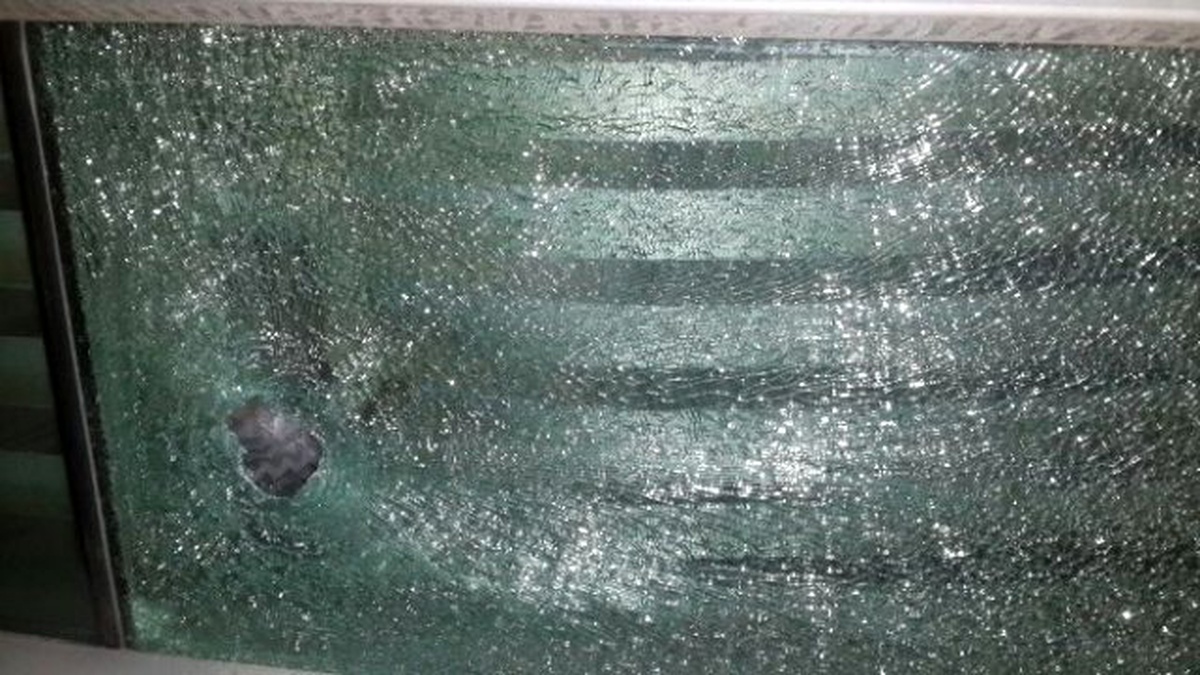 Diyarbakır\'da Öğrenci Yurduna Mermi İsabet Etti