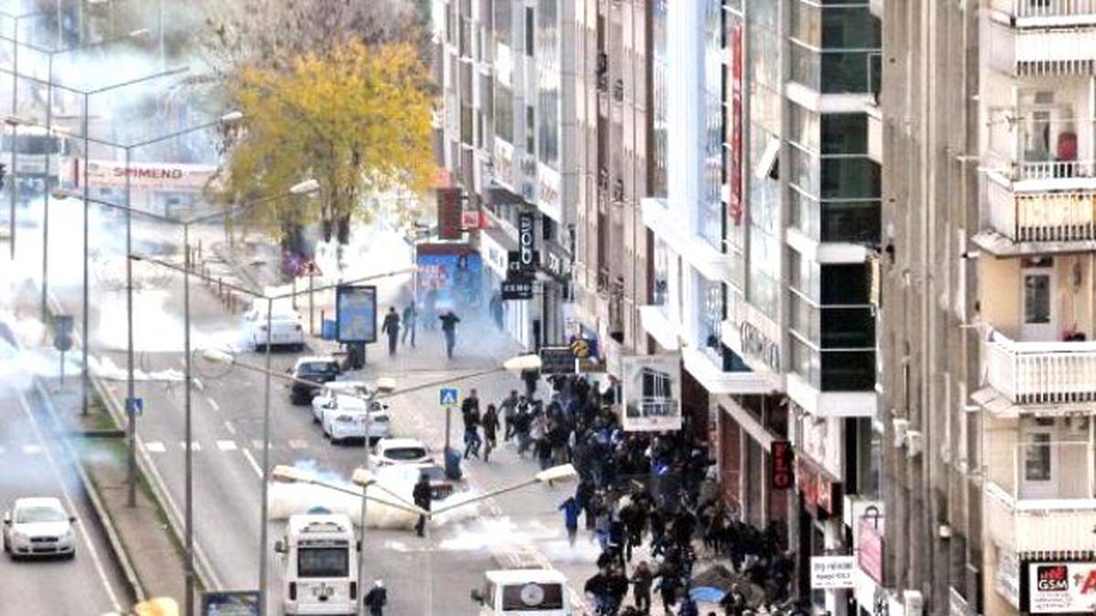 Diyarbakır\'da Olaylar Çıktı