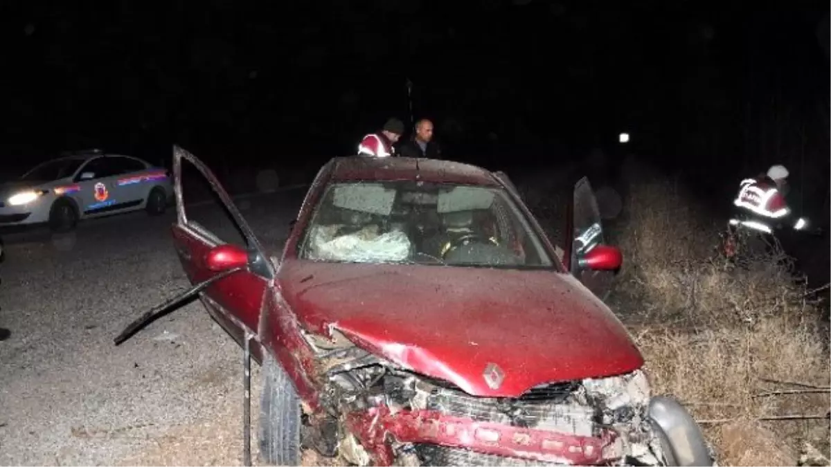 Elbistan'da Trafik Kazası: 2 Yaralı