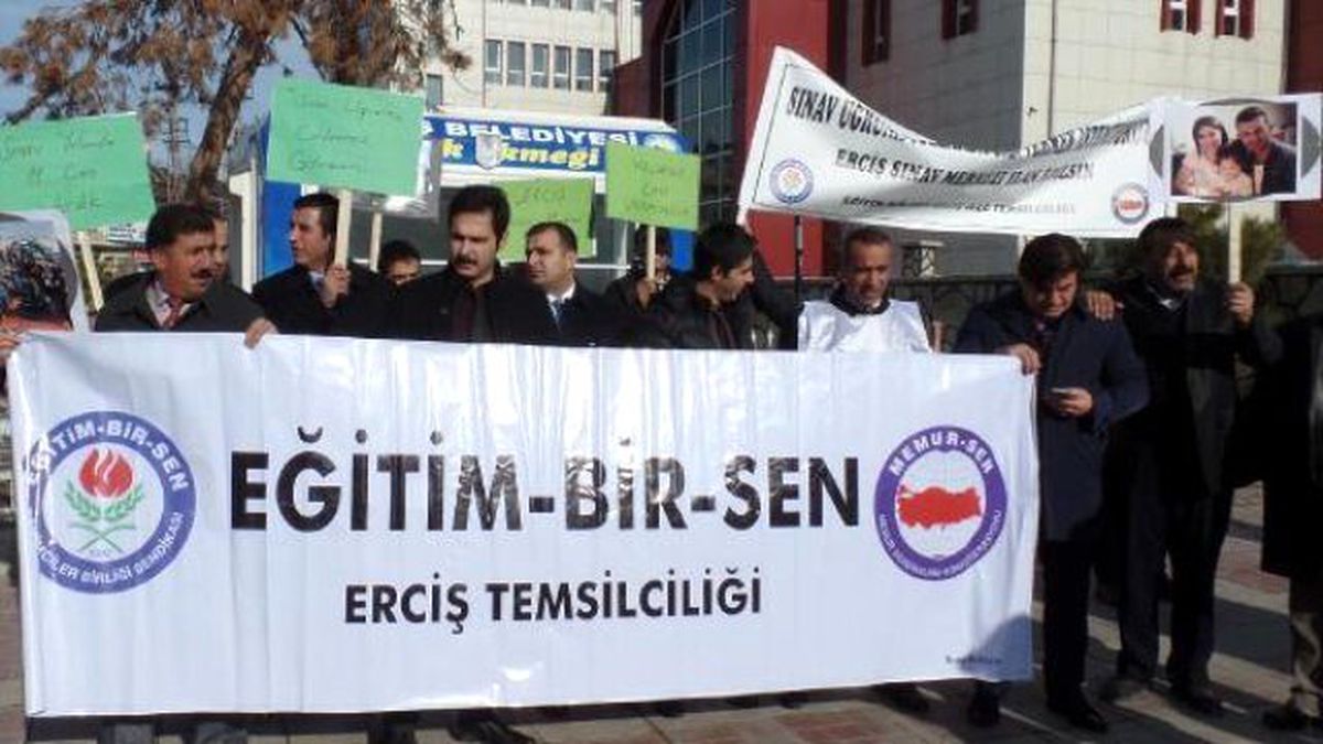 Erciş\'te Eğitim Bir-Sen\'den \'Sınav Merkezi\' Tepkisi