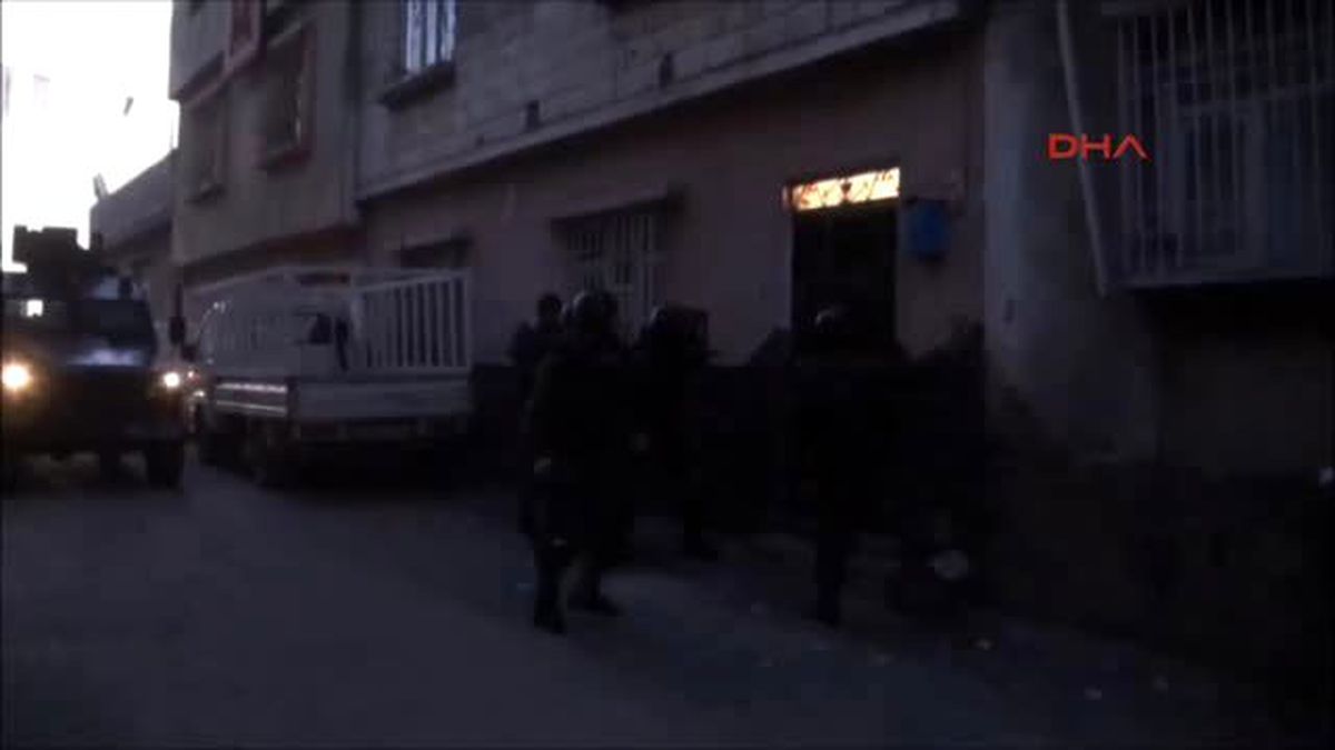 Gaziantep\'te \'Torbacı\' Operasyonu: 17 Gözaltı
