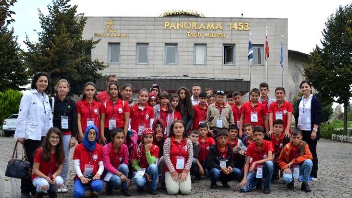Gençlerle Elele Güzel Günlere Projesi Sone Erdi