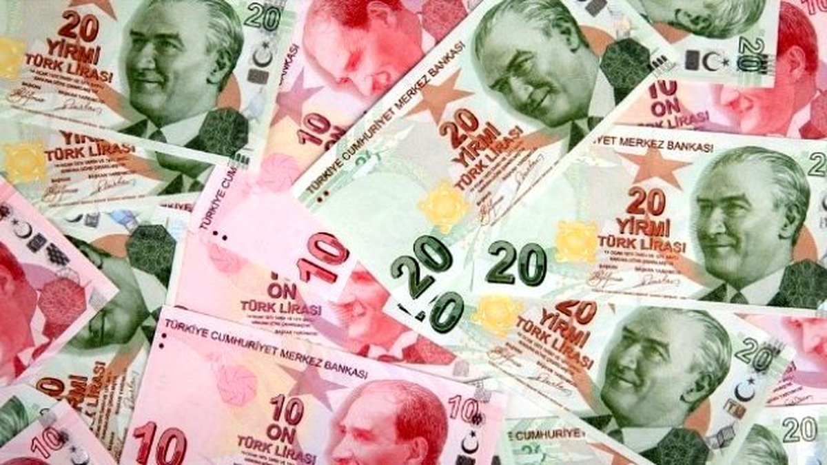 Gezer: "Maaş Değil Mutsuzluk İş Bıraktırıyor"
