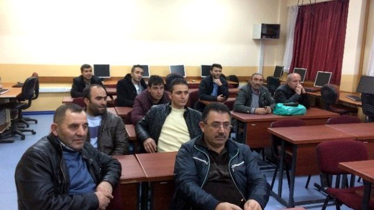 Kelkit\'te Fırıncılara Hijyen Eğitimi Veriliyor