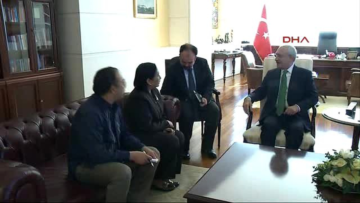 Kılıçdaroğlu, Filipinler Büyükelçisi Maria Rowena Mendoza Sanchez ile Görüştü