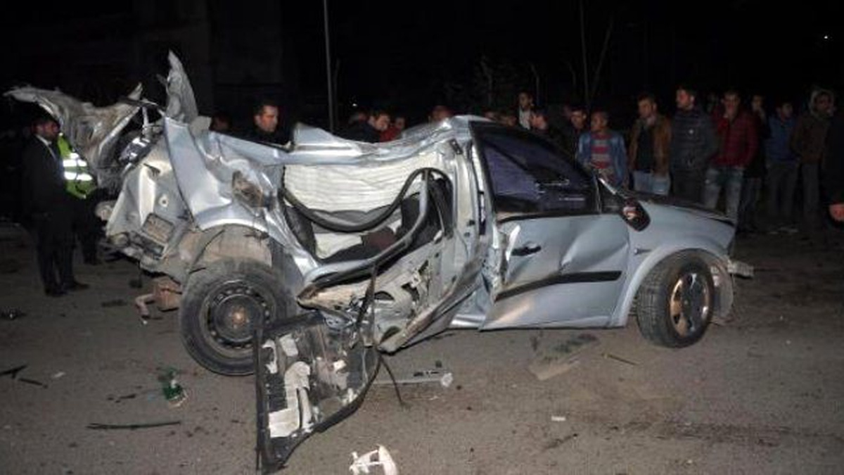 Otomobil Takla Attı: 1 Ölü, 1 Yaralı