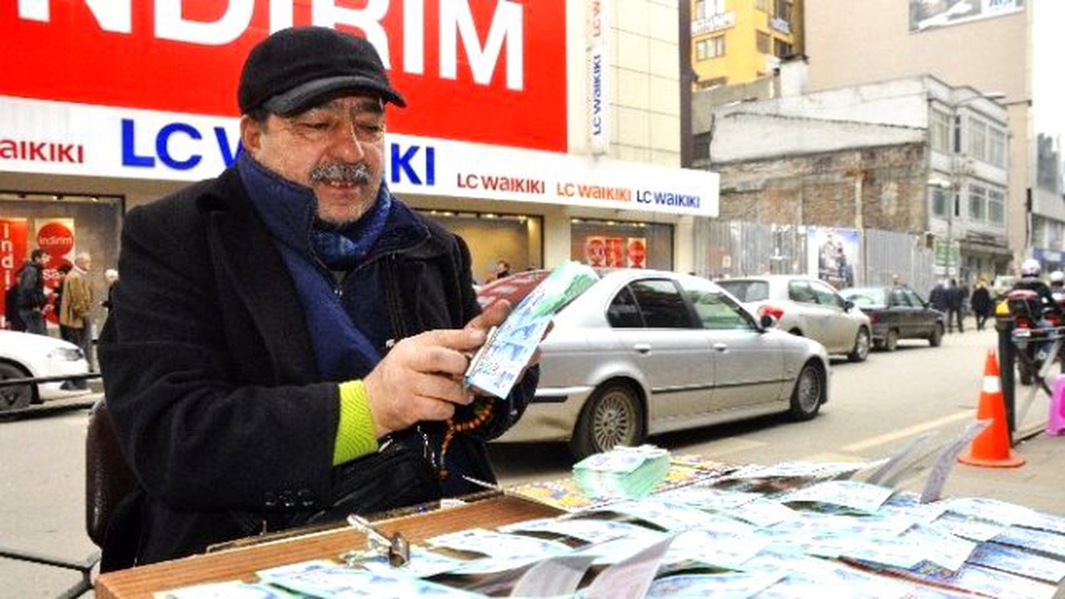 Yılbaşı Biletlerine Vatandaşlardan Büyük İlgi