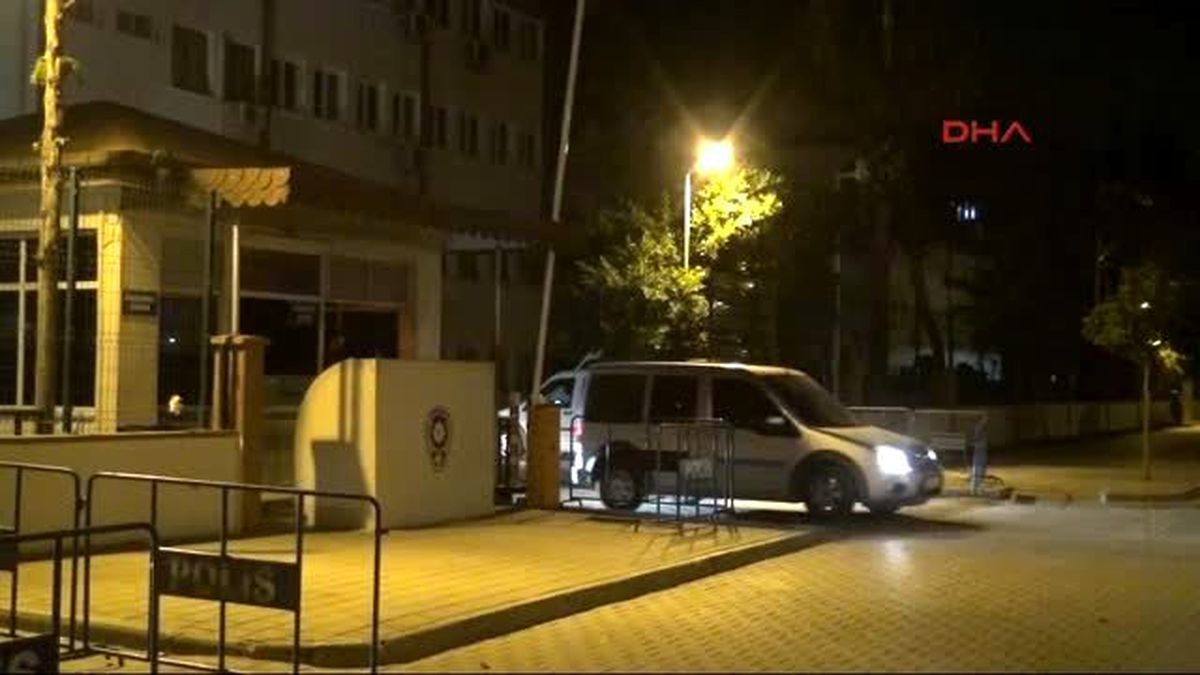 Adana Merkezli 4 İlde \'Paralel Yapı\' Operasyonu: 10 Gözaltı