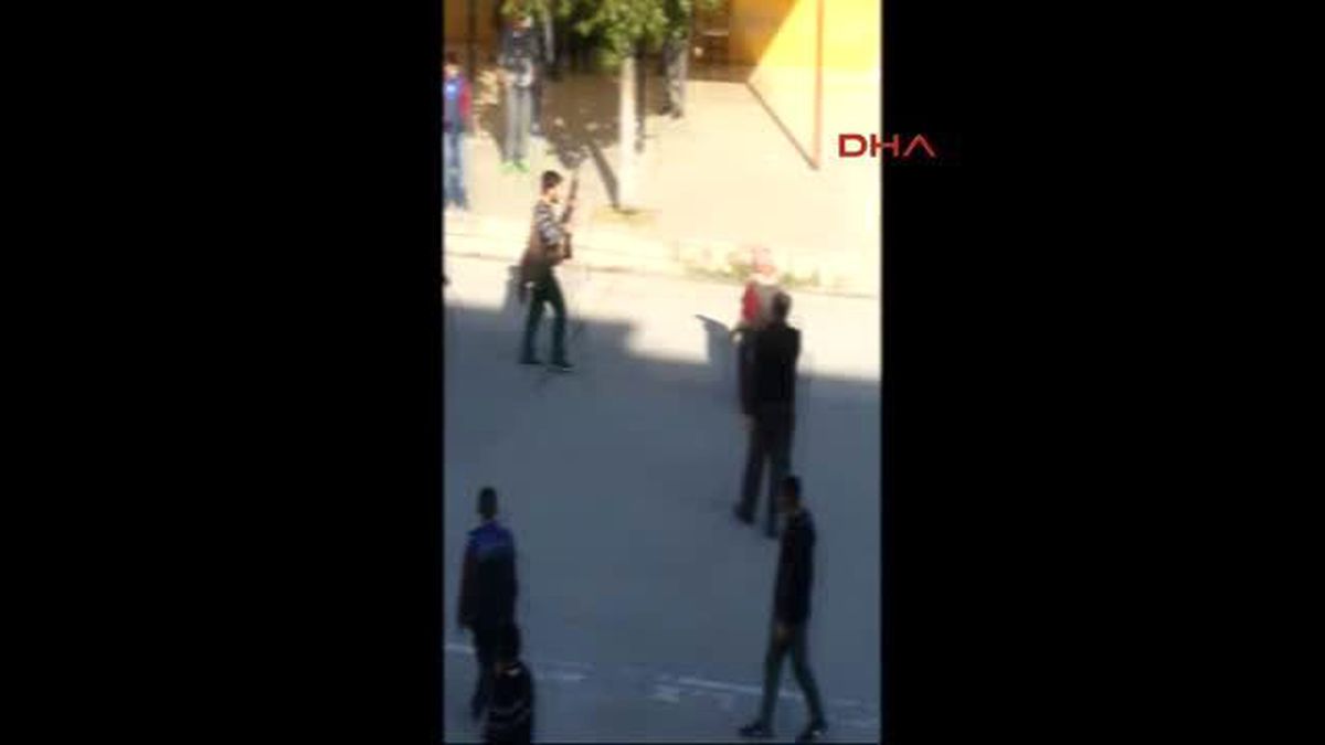 Adana - Pompalı Tüfek ile Okul Bastı