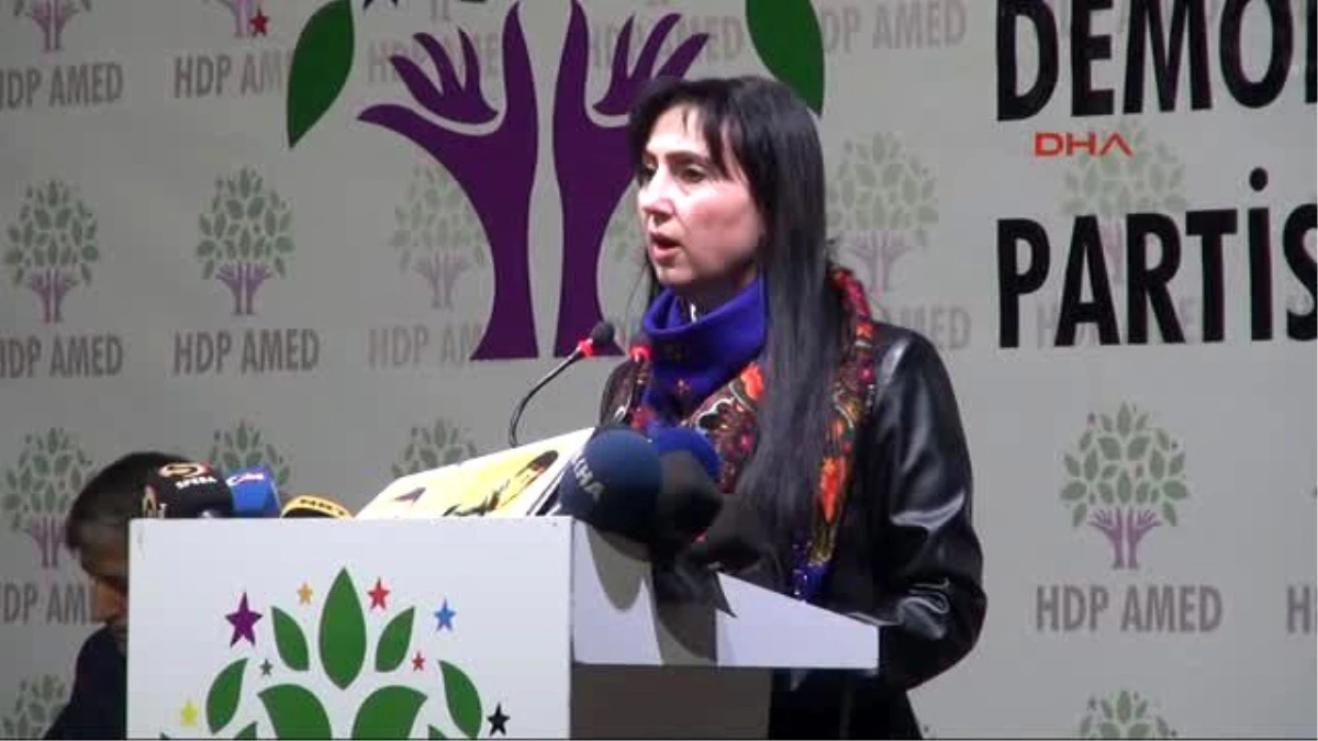 Diyarbakır - Hdp\'li Yüksekdağ: Ortada Bir Savaş Var Ama, Bu Hendek Savaşı Değil, Sandık Savaşıdır -2