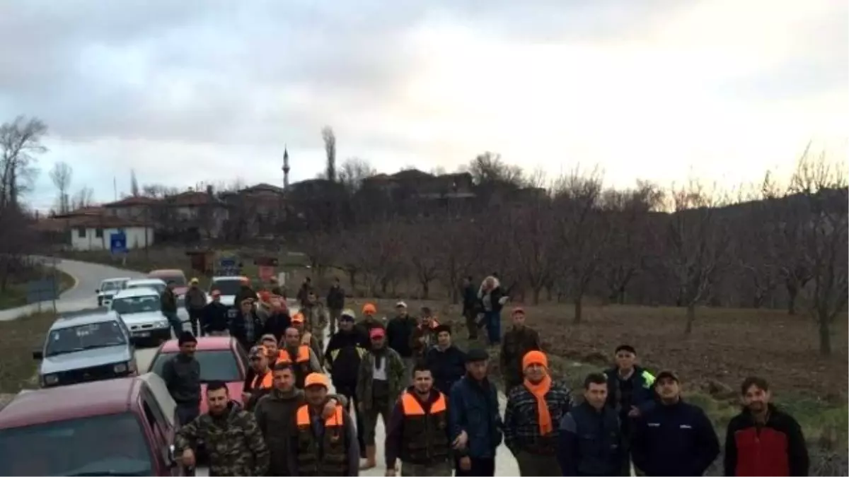 Avcılar Yaban Domuzlarının Peşine Düştü