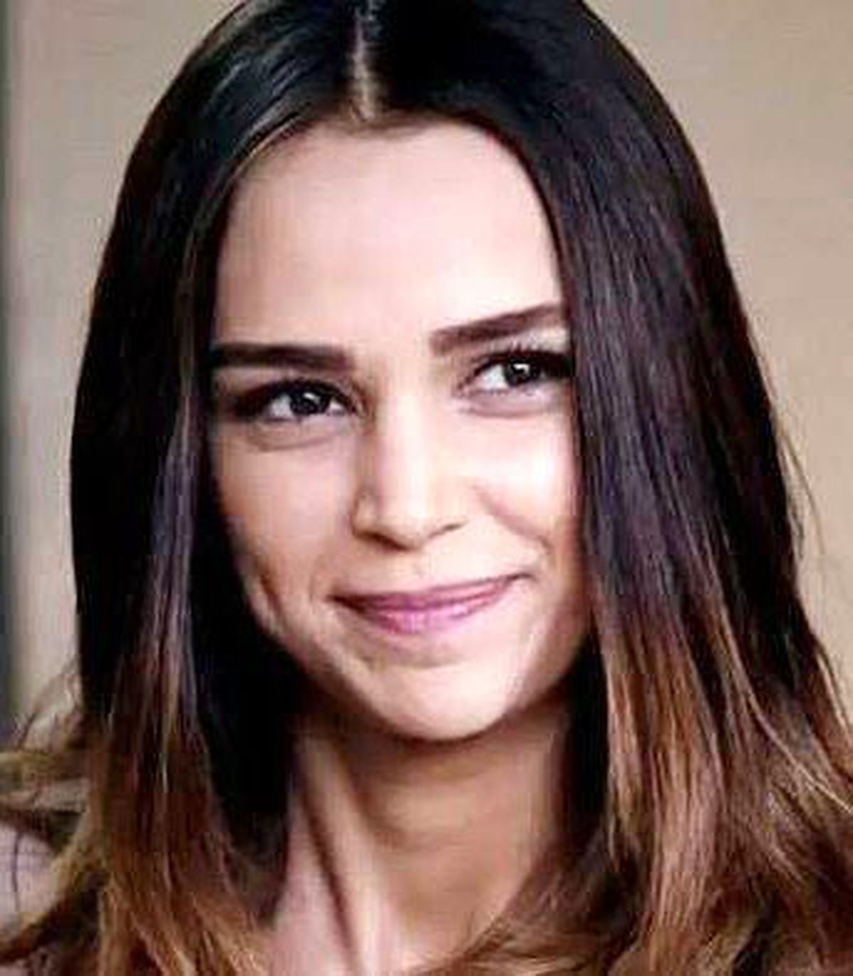 "Kurtlar Vadisi Pusu" Oyuncusu Cansu Kanlıkaya\'nın Acı Günü