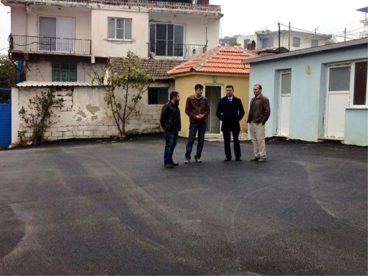Germencik Belediyesi Sıcak Asfalt Çalışmalarına Bozköy\'de Devam Ediyor