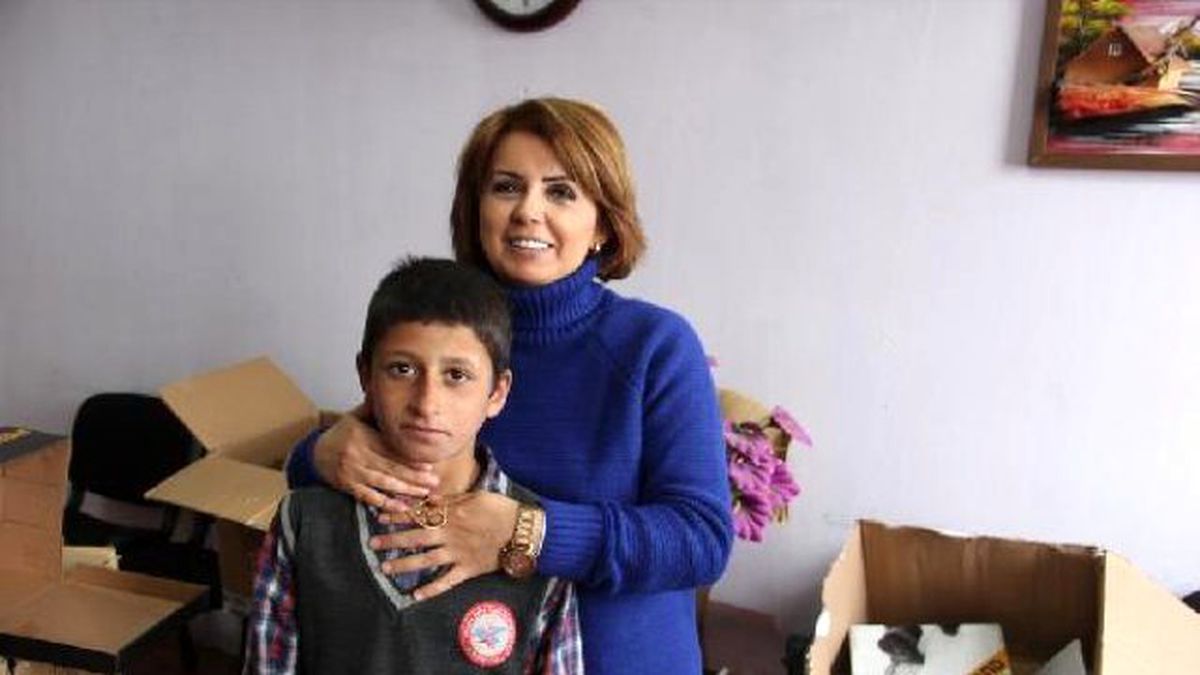 İstanbul\'dan Van\'a Yardım Eli
