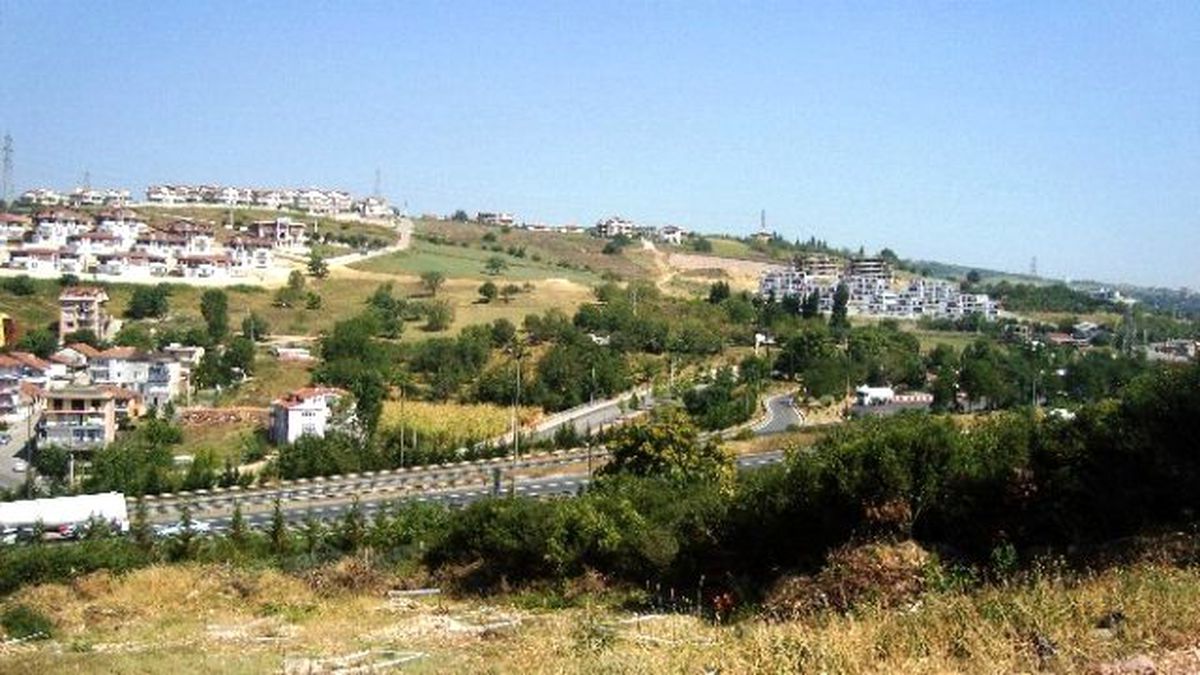 İzmit Belediyesi Mülkiyetindeki Arsaları Satışa Çıkardı