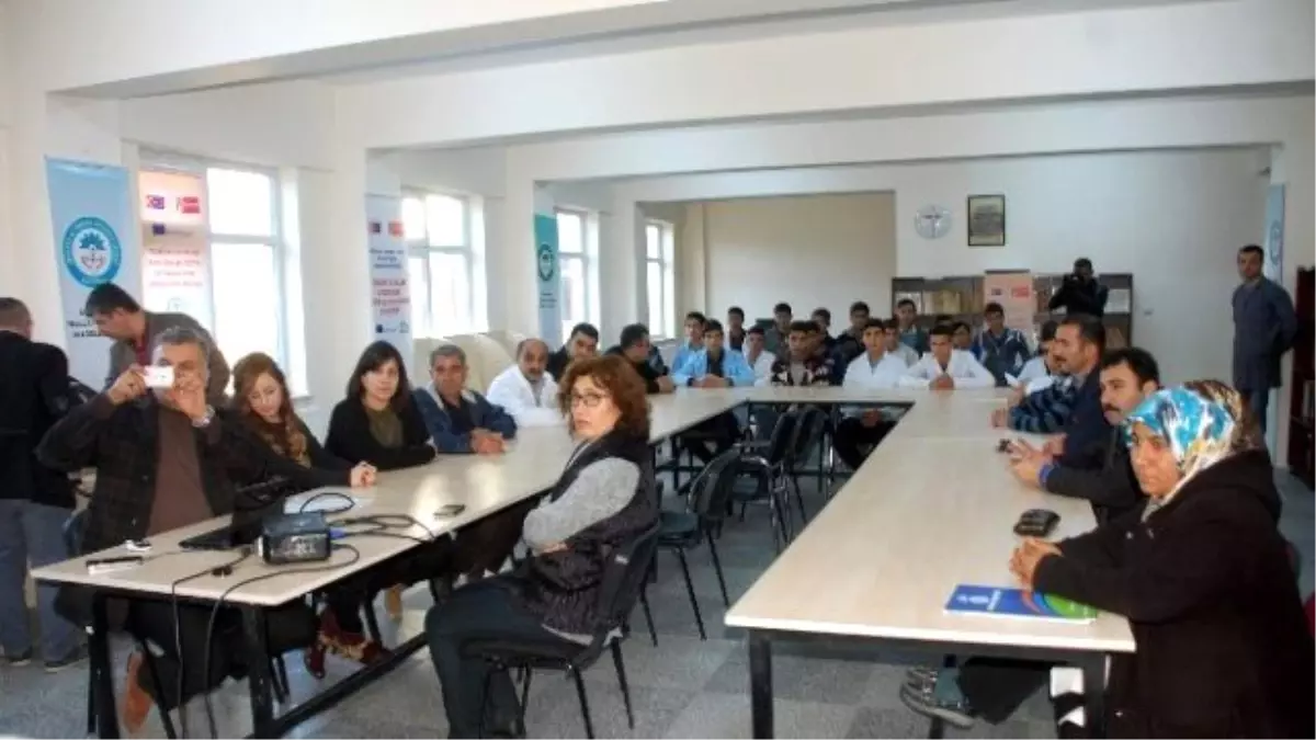 Meslek Lisesi Öğrencileri 2 Hafta Boyunca Yurt Dışında Eğitim Görecek