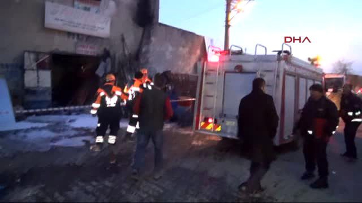 Niğde Oksijen Kaynağı ile Kesilen Mutfak Tüpü Patladı 1 Ağır Yaralı